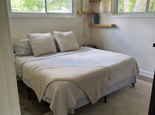 4702 Apple Tree Dr, Alexandria, VA 22310