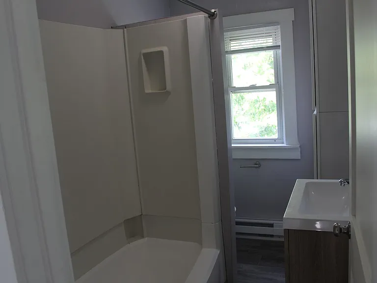209 W Frederick St — Photo 14