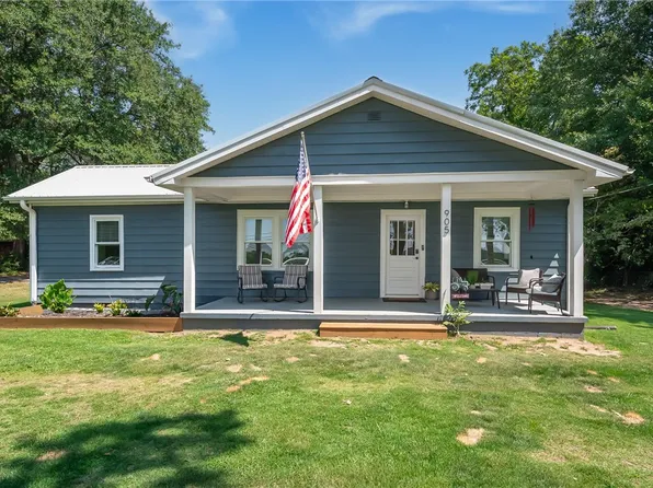 905 Anderson Dr, Liberty, SC 29657