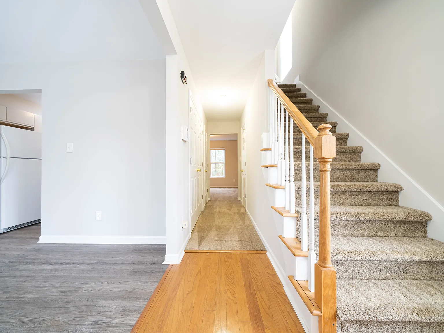 3 bed, 2.5 bath, 1320 sqft, $1,800 — Photo 3