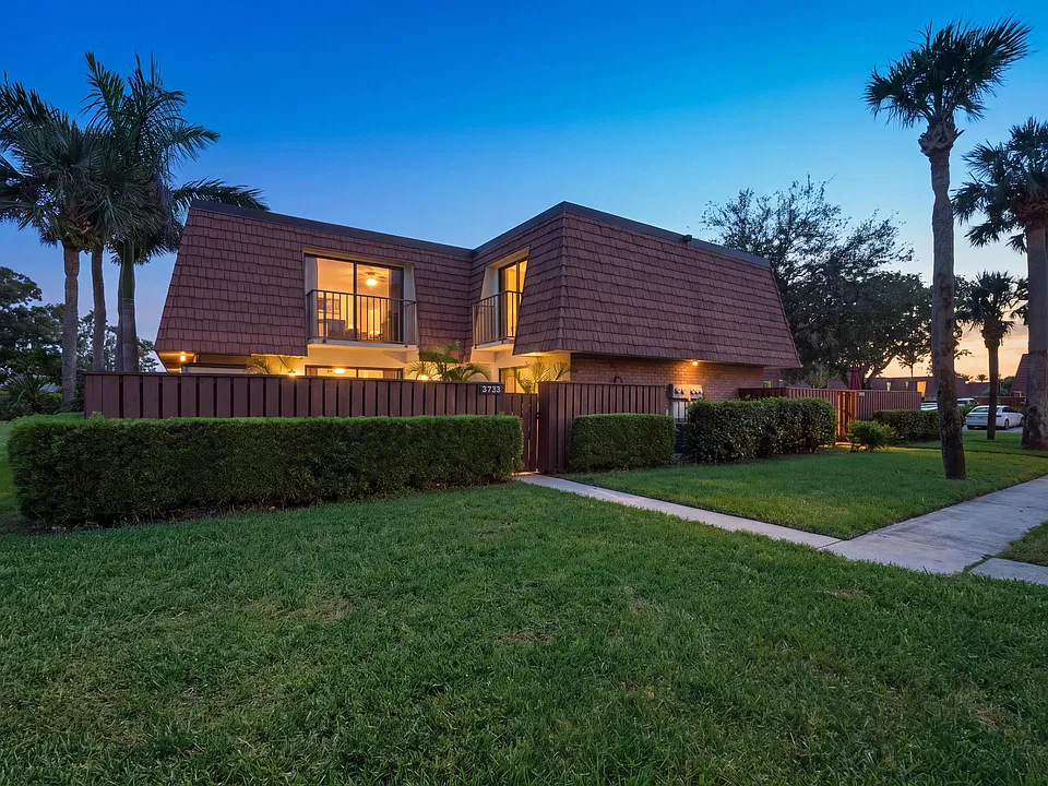 3733 SW Sunset Trace Cir