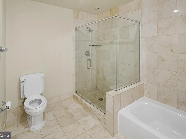 8220 Crestwood Ln #1215 — Photo 21