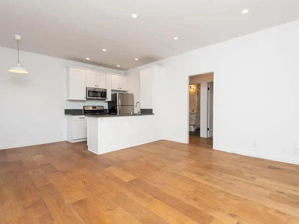 7728 Rosewood Ave, Los Angeles, CA 90036