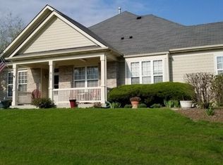 812 Skyline Dr, Batavia, IL 60510