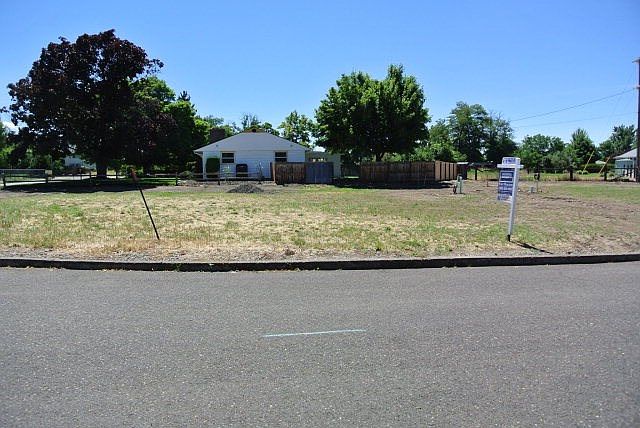 1st image of 0 Celestia Drive