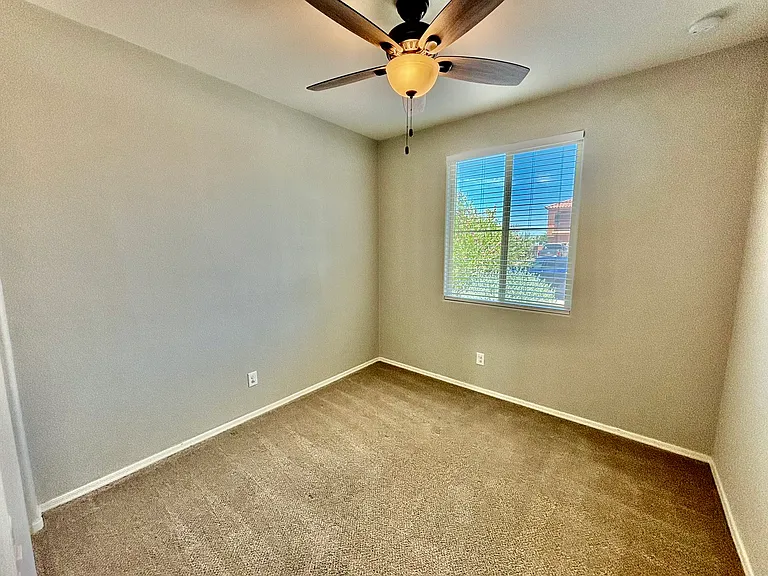 1549 E Kingman Pl — Photo 20