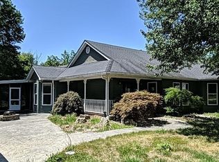415 S Mulberry St, Highland, IL 62249