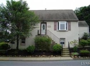 406 N 1st St, Emmaus, PA 18049