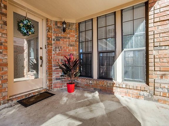 3rd image of 2342 Walden Place Ct