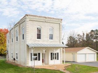 408 5th St, Grottoes, VA 24441