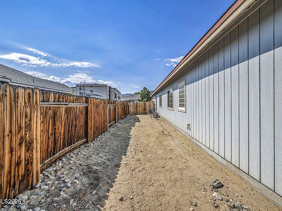 4th image of 1007 Ryegrass Rd
