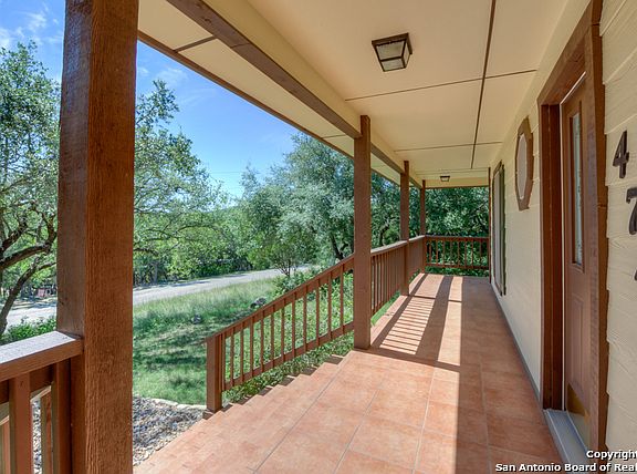 3rd image of 474 Buckhaven Dr