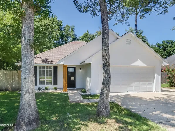 9204 Seahorse Ave, Ocean Springs, MS 39564