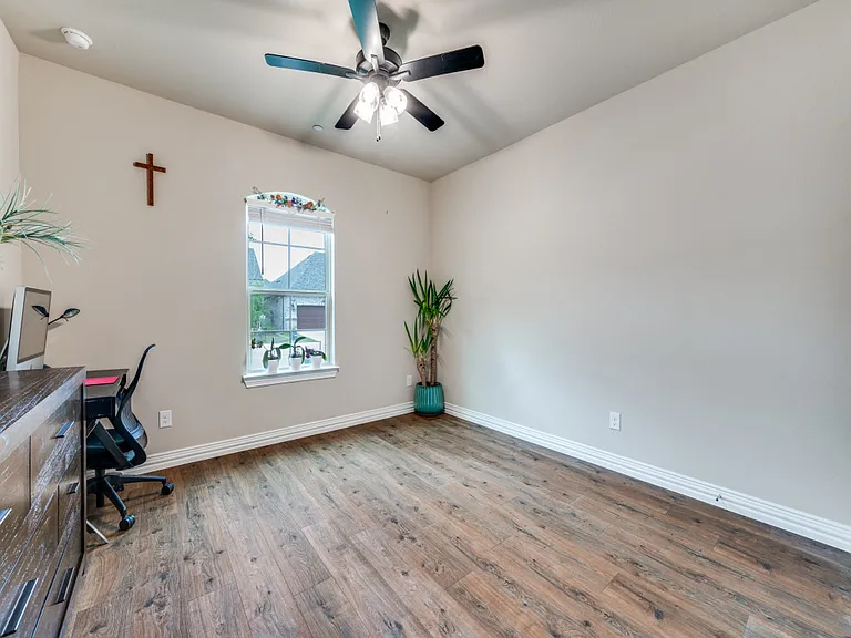 4300 Carrera Dr — Photo 12
