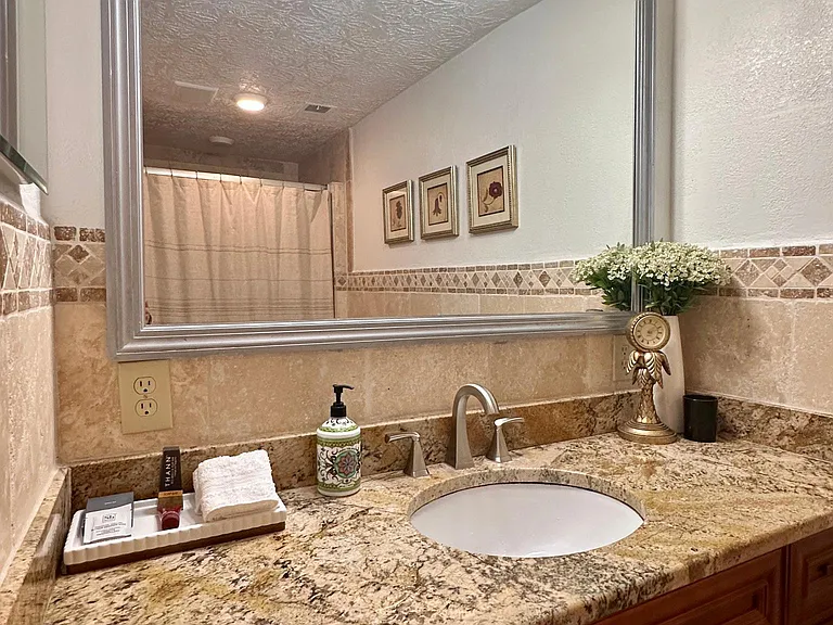 5814 Crooked Creek Rd — Photo 25
