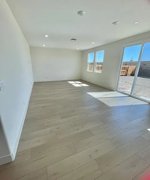 16272 Bandon Ln — Photo 7