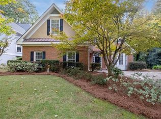 255 Ledgemont Ct, Sandy Springs, GA 30342