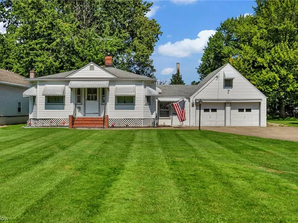 34401 Roberts Rd, Eastlake, OH 44095