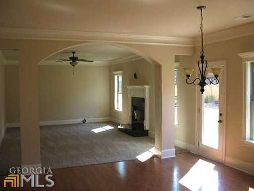 5th image of 4257 Meadow Wind Dr