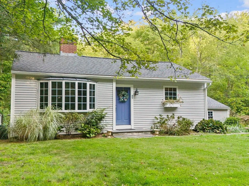 89 Book Hill Rd