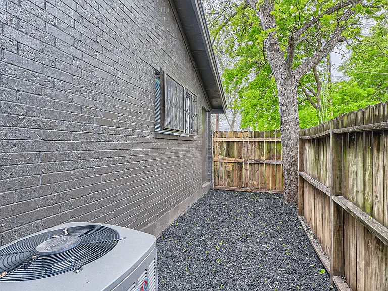 3005 Edgedale Dr #A — Photo 22