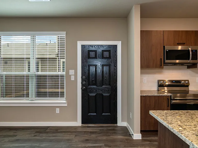 611 Harvest Moon Dr — Photo 5