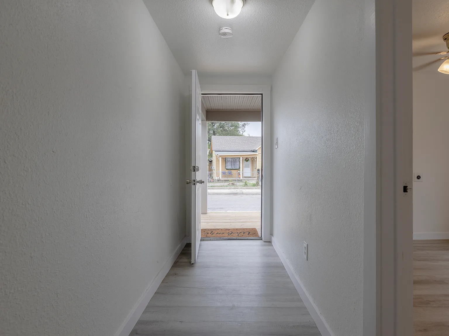 125 Forrest Ave — Photo 3