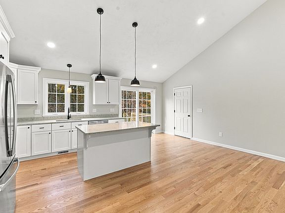 5th image of 459 Cronin Rd
