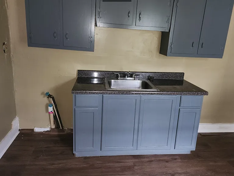 1485 E Mallory Ave #2 — Photo 11