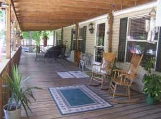 2186 Applewood Dr, Willis, TX 77378