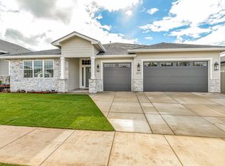 3872 Wyoming Ln, Medford, OR