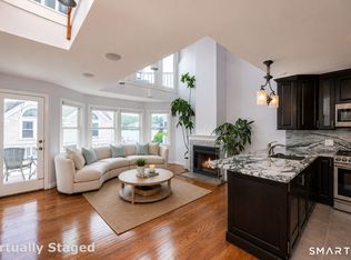 229 Front St #A, New Haven, CT 06513