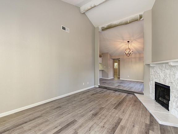 4th image of 6944 Tarocco Way