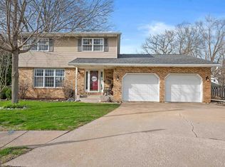 1702 54th Street Ct, Moline, IL 61265