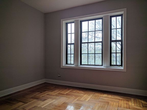 4th image of 2815 Barker Ave APT D22