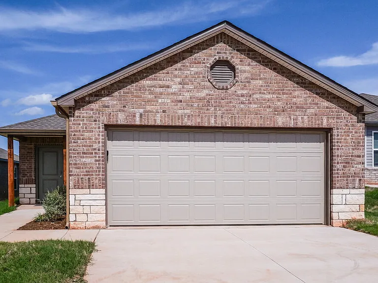 10052 Blackjack Rd — Photo 1