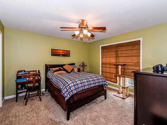 4th image of 3012 Yearling Ln