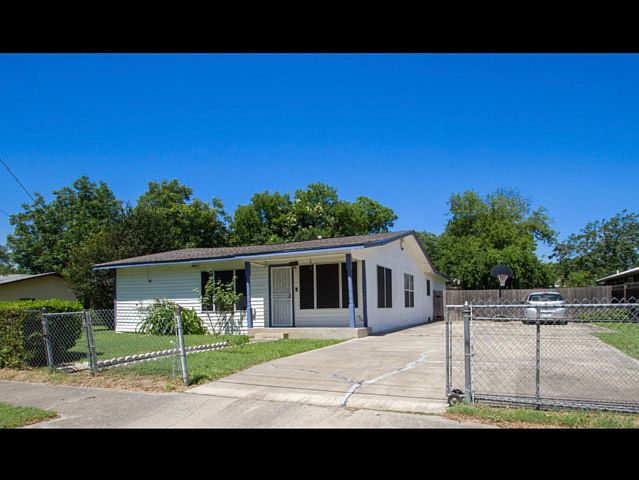 1st image of 517 S San Dario Ave