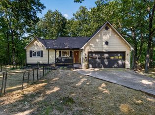 299 Washboard Rd, Cleveland, GA 30528