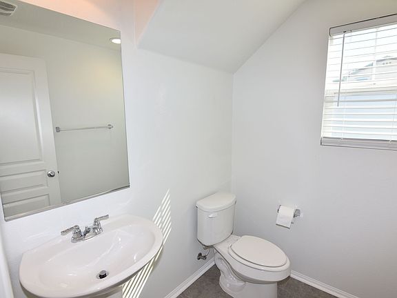 2nd image of 26022 Chloe Pl