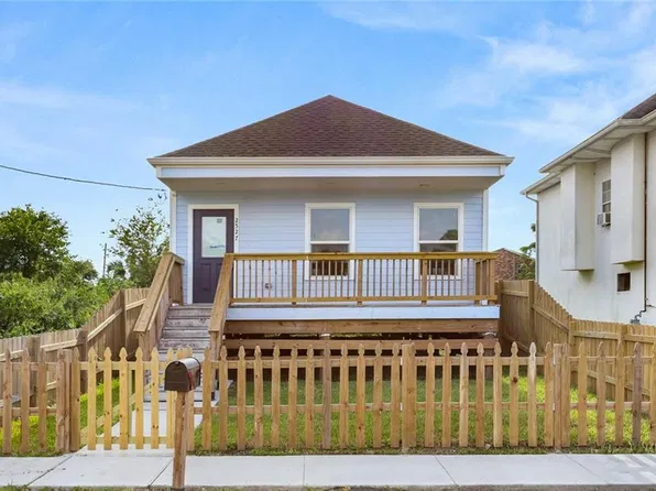 2527 Piety St, New Orleans, LA 70117
