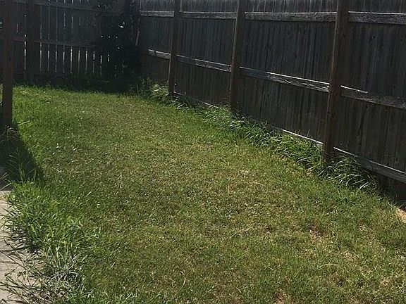 4th image of 2403 Athens St