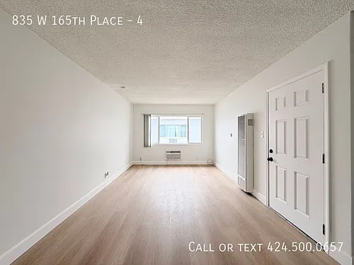 835 W 165th Pl #4 Photo 1 835 W 165th Pl #4 Photo 1