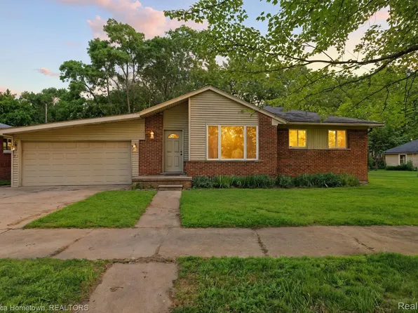 42424 Bradner Ct, Plymouth, MI 48170