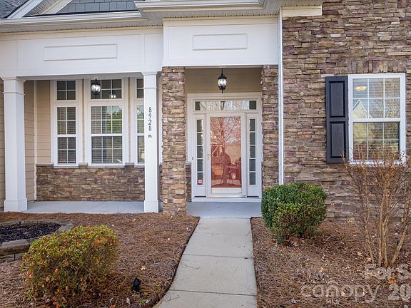 4th image of 8928 Carneros Creek Rd