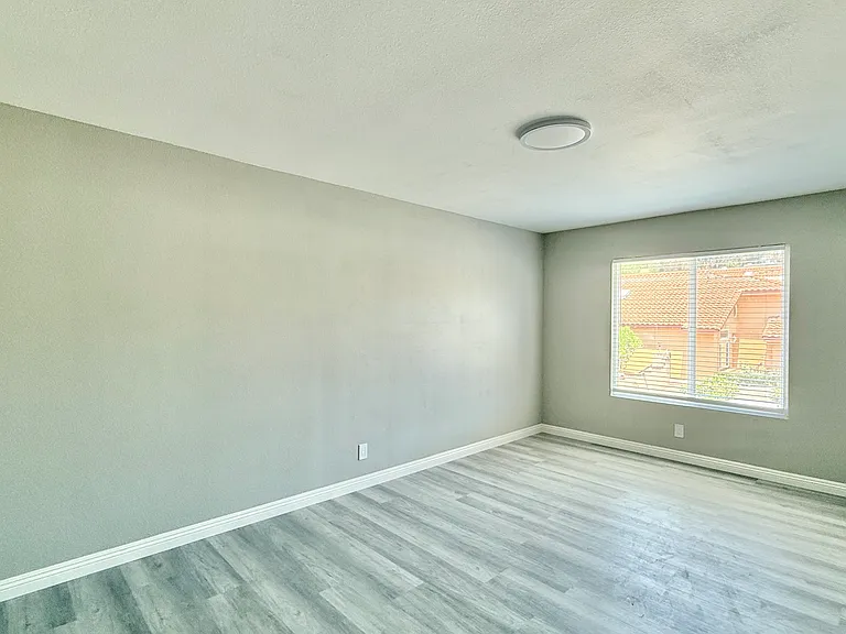 9135 Truman St — Photo 13