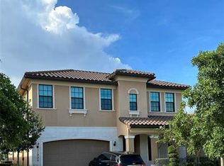 11925 S Baypoint Cir, Parkland, FL 33076