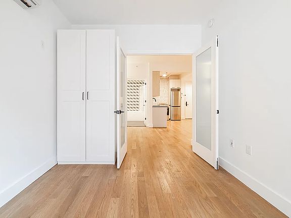 5th image of 323 E 19th St APT 4B
