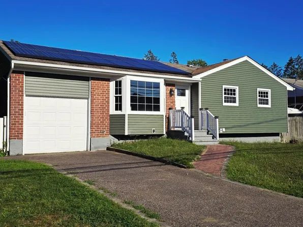 125 Burlington Avenue, Deer Park, NY 11729