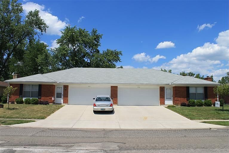 1st image of 3531 Village Green Dr